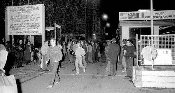 Nacht_des_Mauerfalls